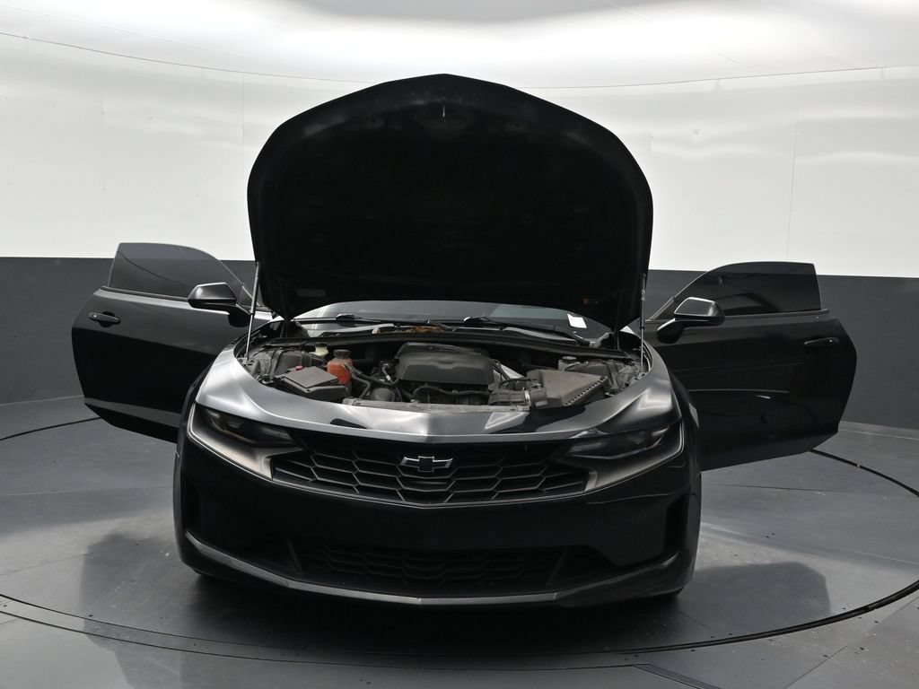 Used 2020 Chevrolet Camaro LT RWD image 36