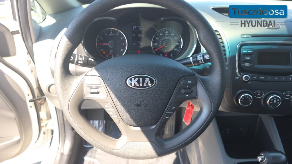 Used 2017 Kia Forte LX FWD image 15