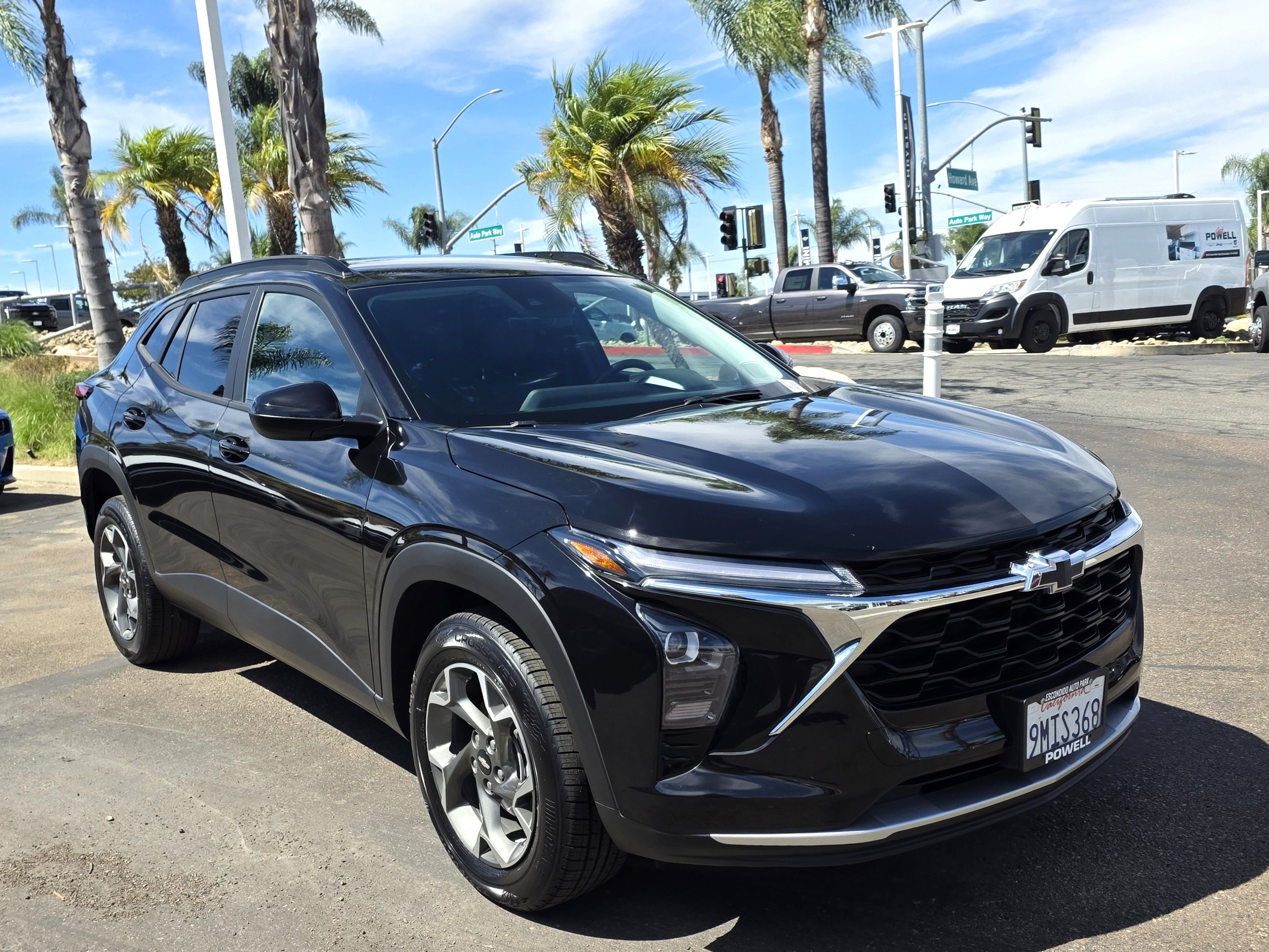 Used 2024 Chevrolet Trax LT w/ Driver Confidence Package FWD image 6
