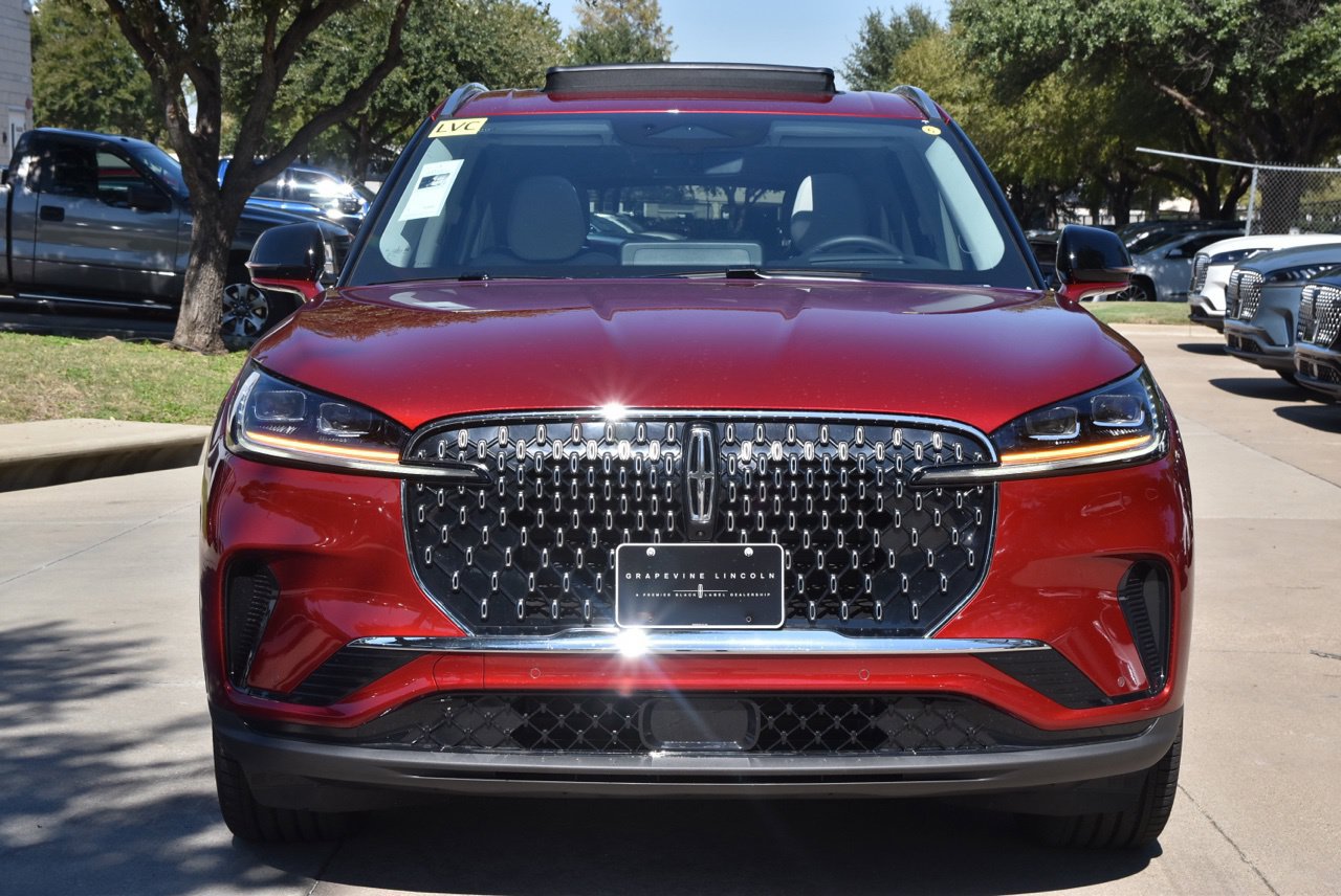 New 2027 Lincoln Aviator Reserve AWD/4WD image 2