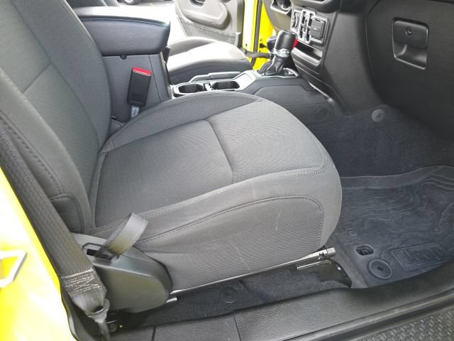 Used 2023 Jeep Gladiator Sport AWD/4WD image 46