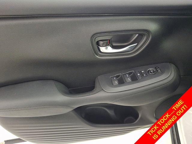 Used 2023 Honda HR-V LX image 15