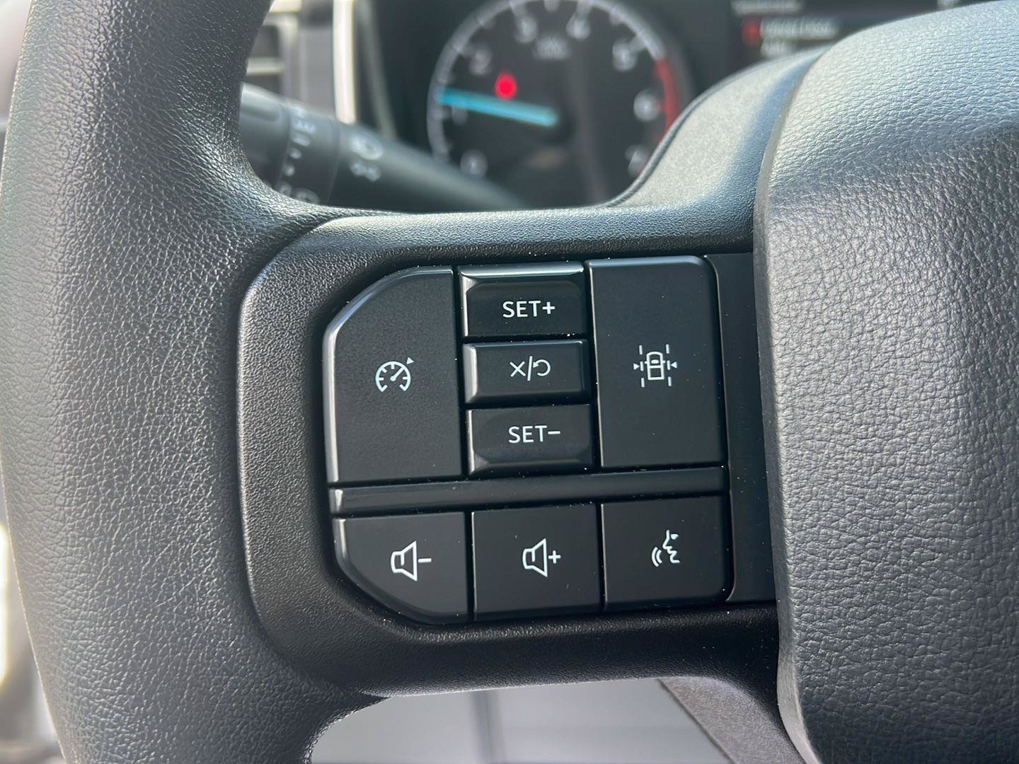 Used 2023 Ford F150 XLT AWD/4WD image 14