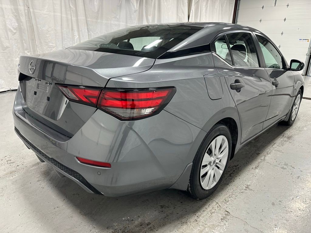 Used 2025 Nissan Sentra S image 7