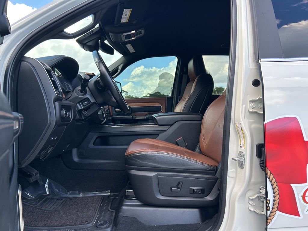 Used 2023 RAM 2500 Limited image 31