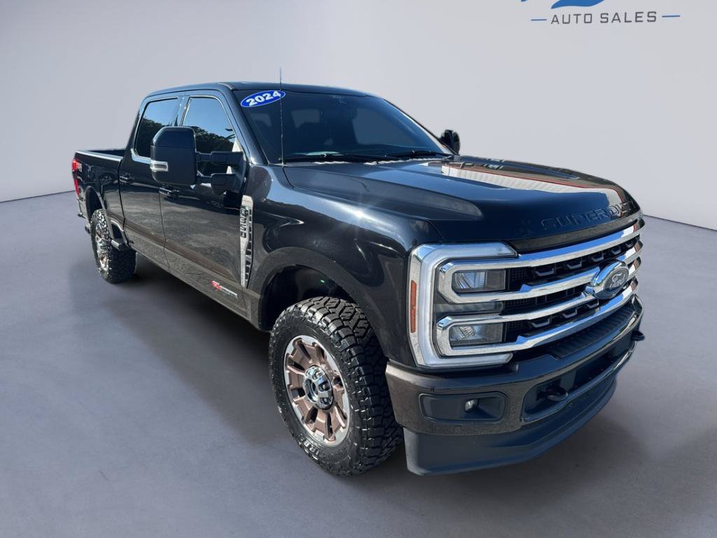 Used 2024 Ford F350 King Ranch AWD/4WD image 3
