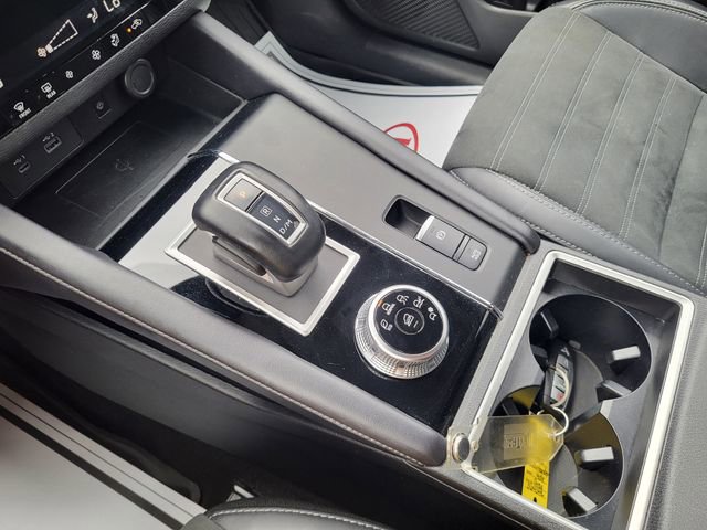 Used 2024 Mitsubishi Outlander SE image 20