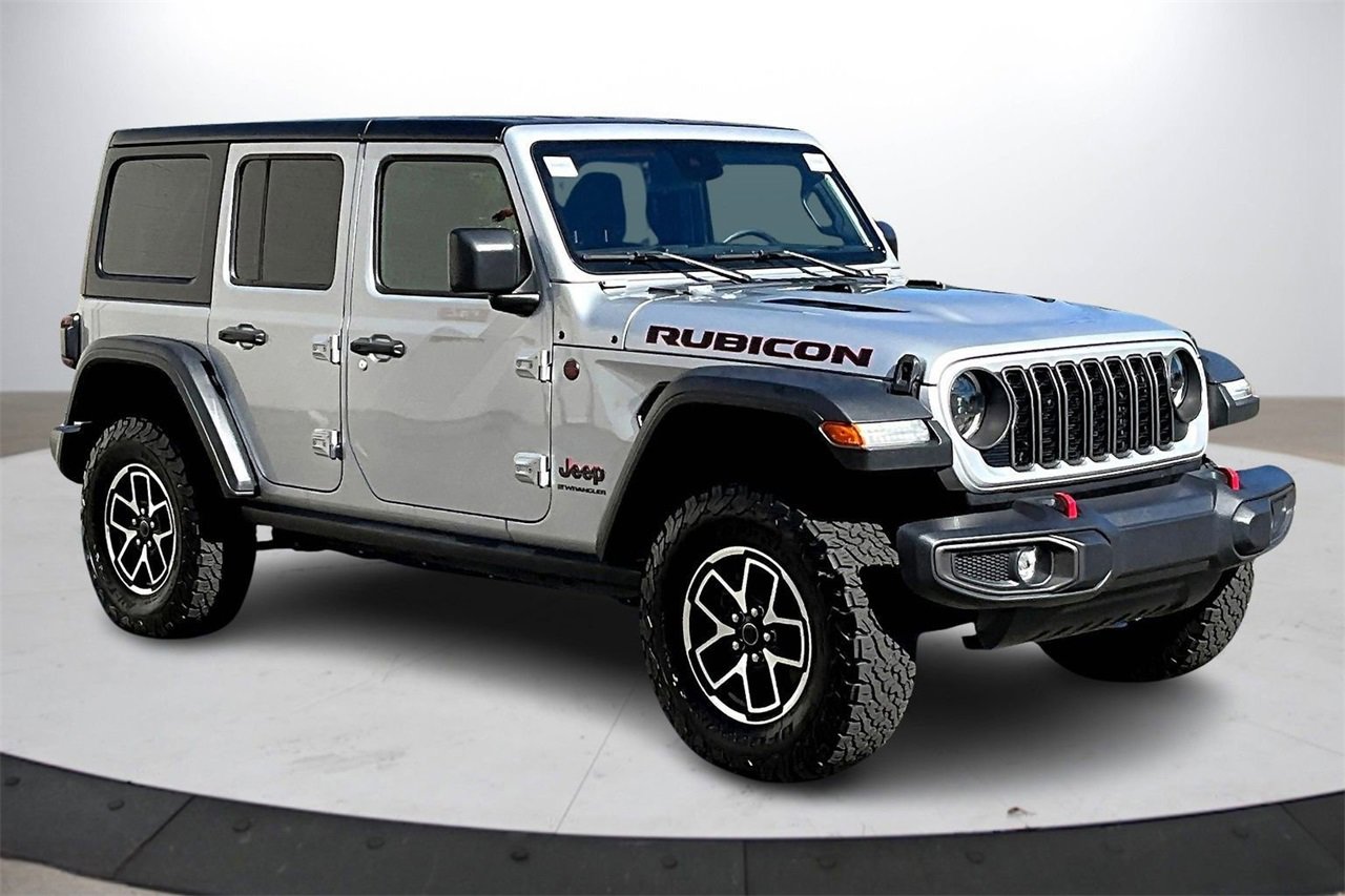 Used 2024 Jeep Wrangler Unlimited Rubicon image 2