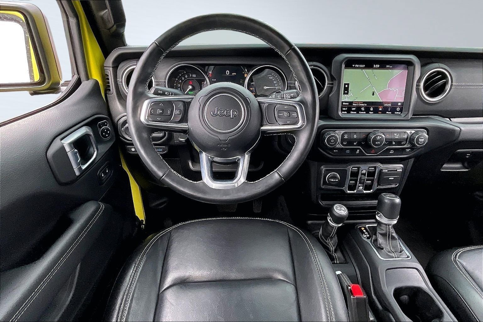 Used 2022 Jeep Wrangler Unlimited Sahara w/ Cold Weather Group AWD/4WD image 5