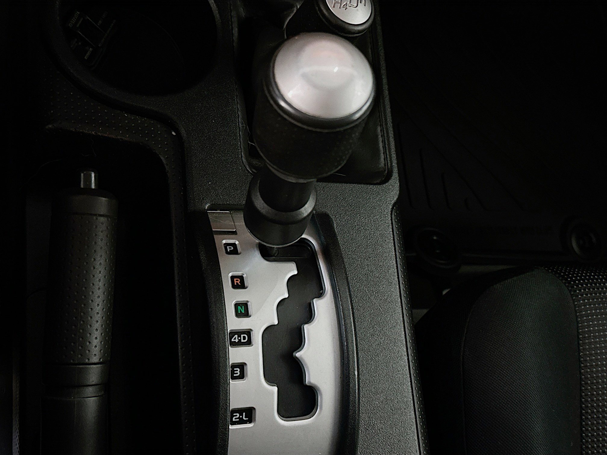 Used 2012 Toyota FJ Cruiser 4WD image 24