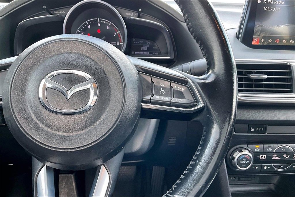 Used 2017 MAZDA MAZDA3 Grand Touring image 11