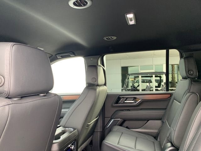New 2026 GMC Yukon XL Denali AWD/4WD image 14