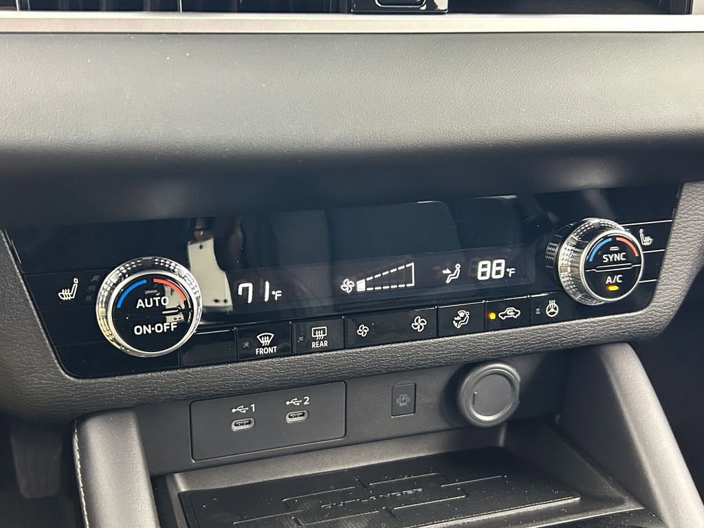 New 2026 Mitsubishi Outlander SE FWD image 22