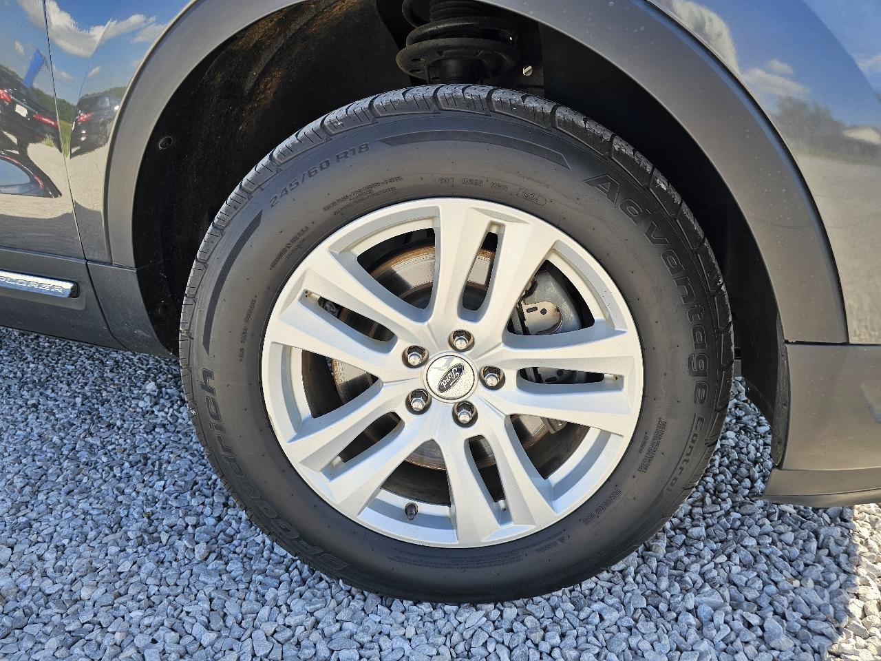 Used 2018 Ford Explorer XLT w/ Equipment Group 202A AWD/4WD image 81