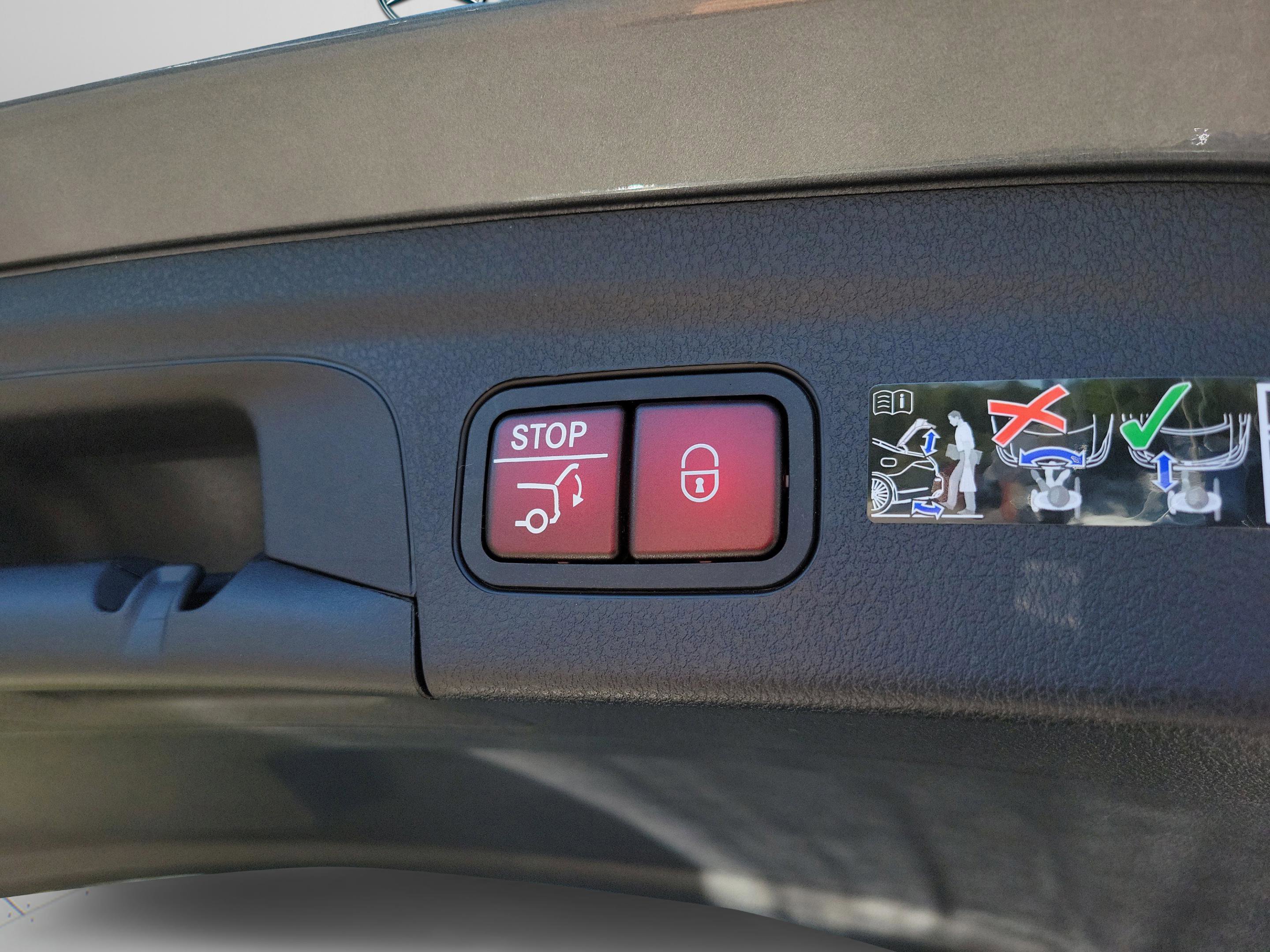 Certified 2026 Mercedes-Benz GLE 350 4MATIC image 31