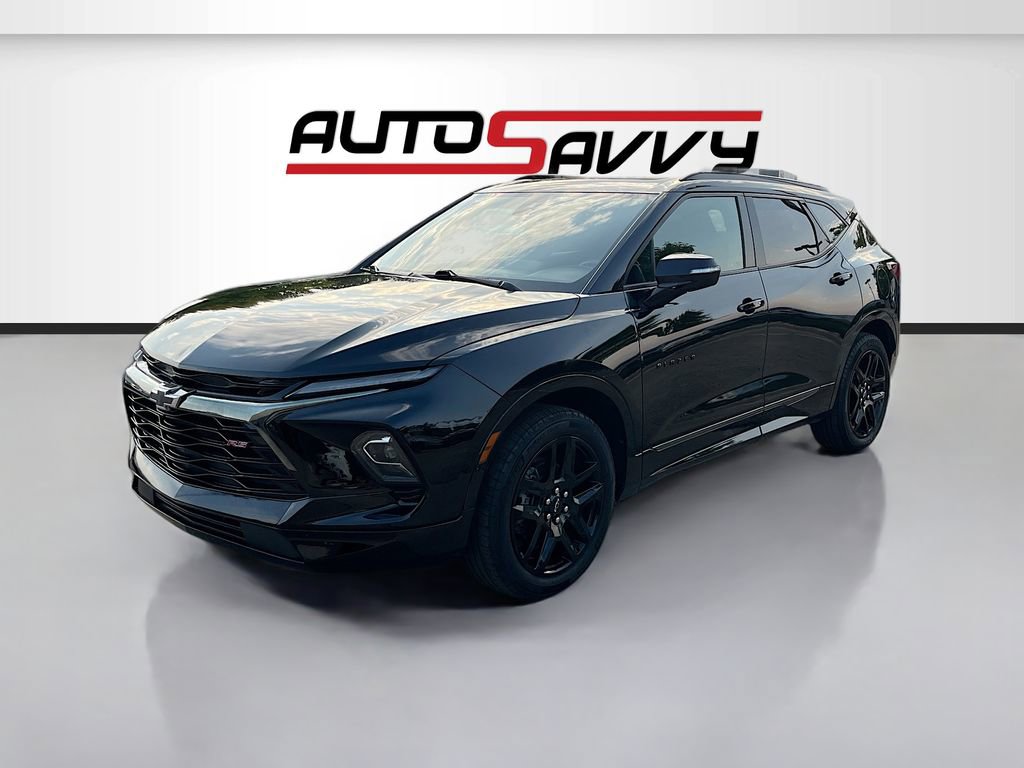 Used 2024 Chevrolet Blazer RS w/ Driver Confidence II Package image 3