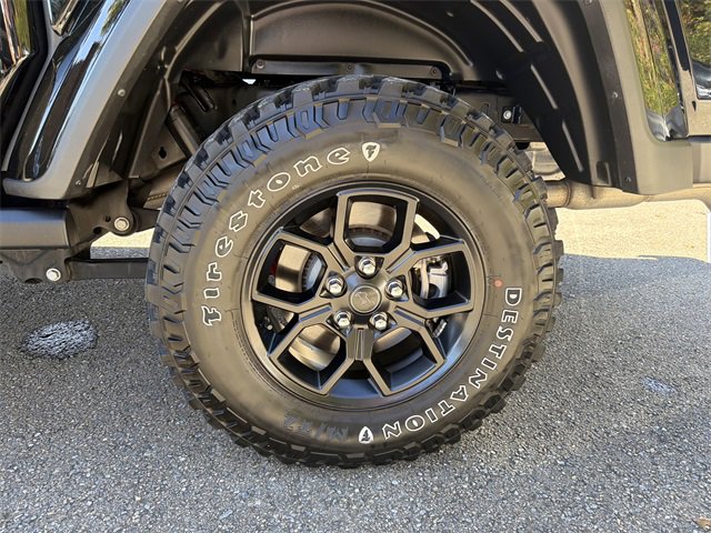 Used 2024 Jeep Gladiator Sport image 19