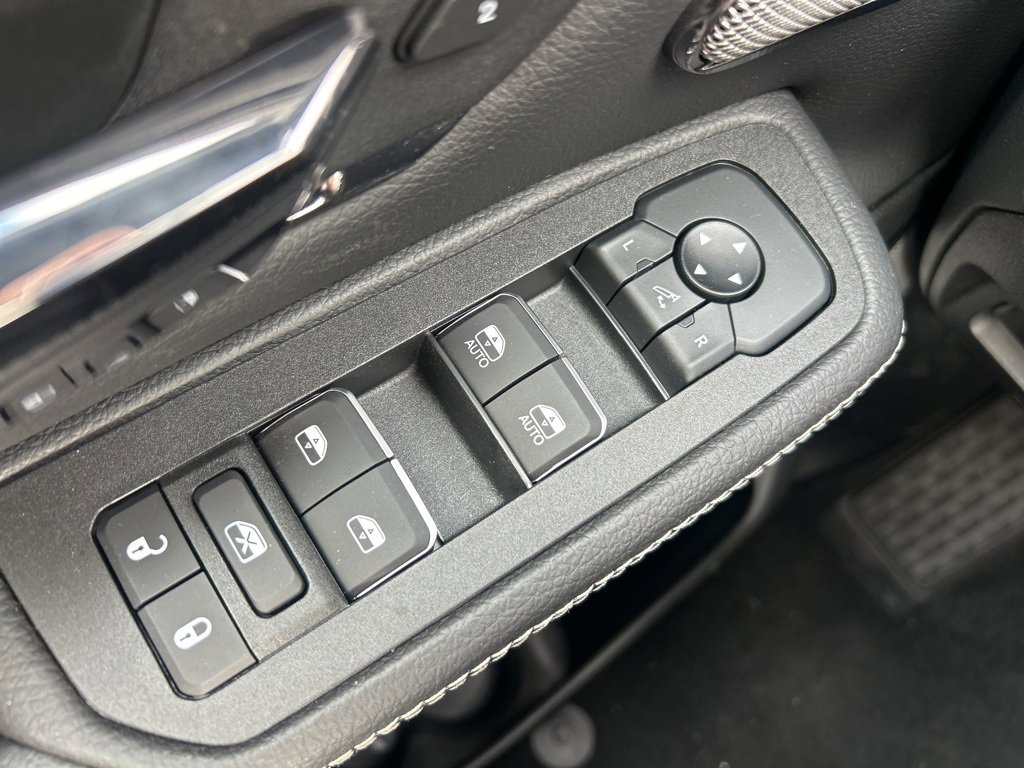 New 2026 RAM 1500 Rebel w/ G/T Package image 25