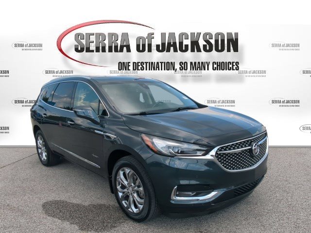 Used 2019 Buick Enclave Avenir w/ Avenir Technology Package FWD image 2