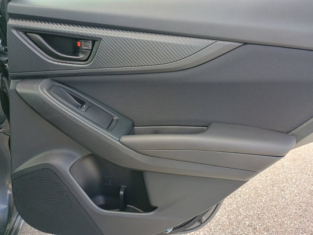 Used 2018 Subaru Impreza 2.0i Premium w/ Eyesight & BSD & Rcta AWD/4WD image 18