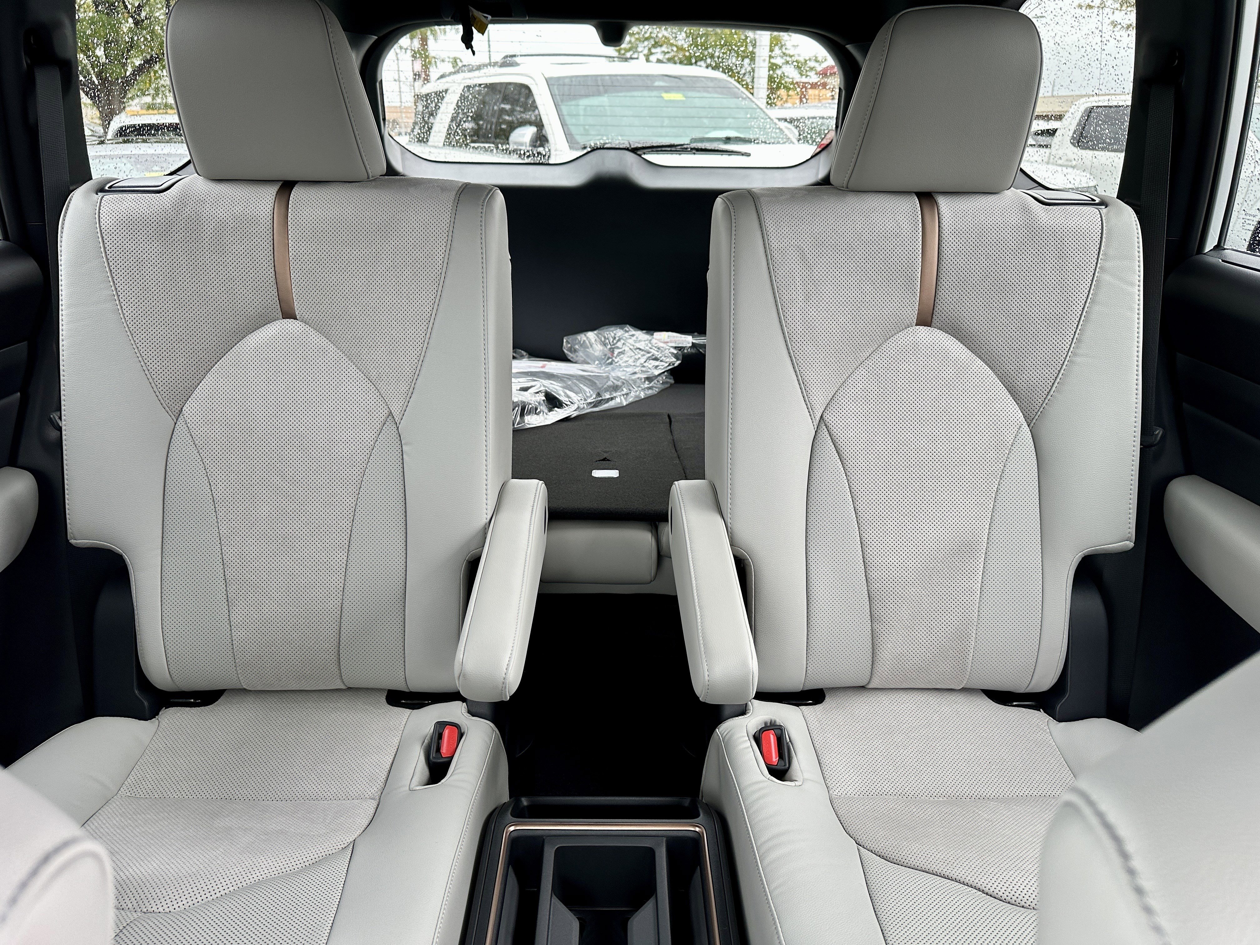 New 2026 Toyota Grand Highlander AWD Hybrid image 32