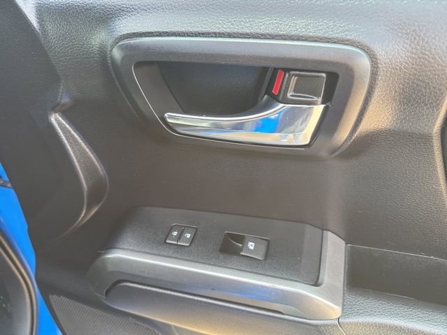 Used 2020 Toyota Tacoma TRD Off-Road image 52