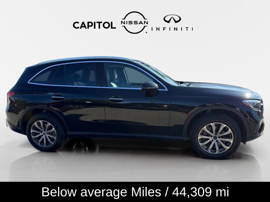 Used 2024 Mercedes-Benz GLC 300 image 3