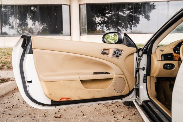 Used 2007 Jaguar XK Coupe image 64