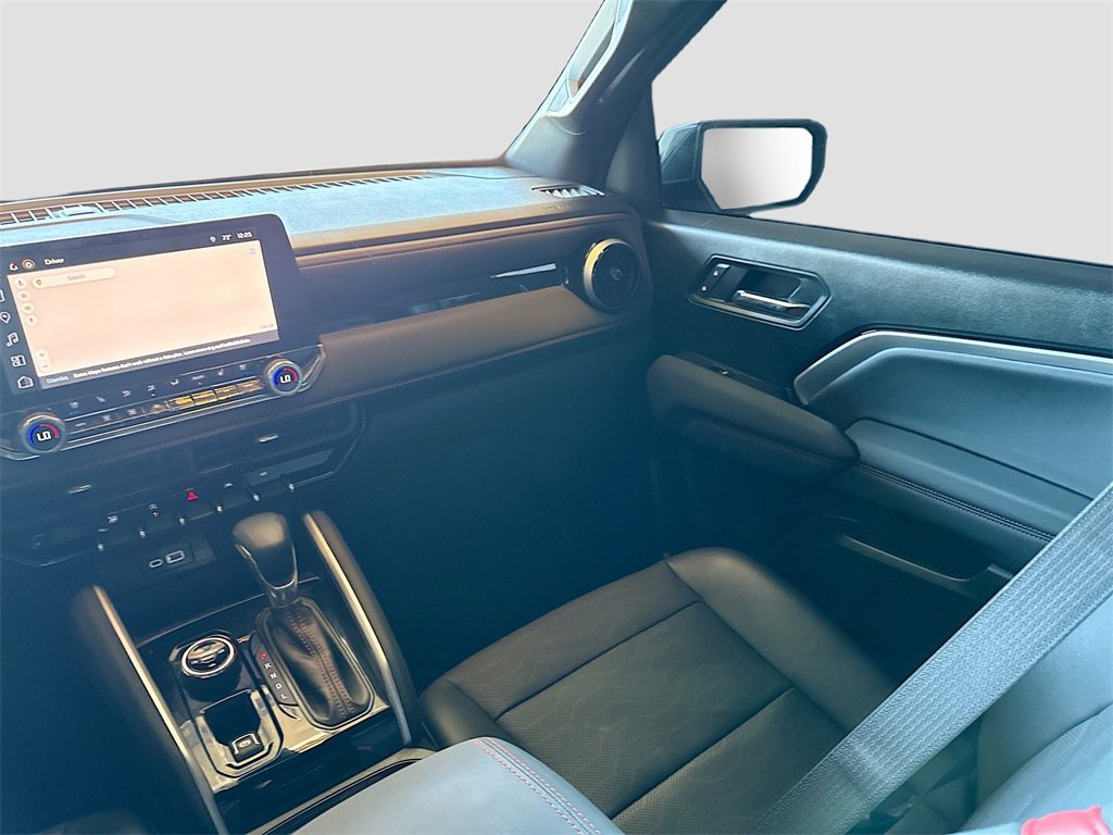 Used 2024 Chevrolet Colorado Z71 w/ Z71 Convenience Package 2 image 23