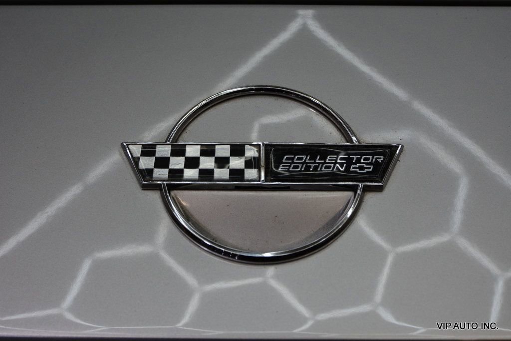 Used 1996 Chevrolet Corvette Convertible image 11