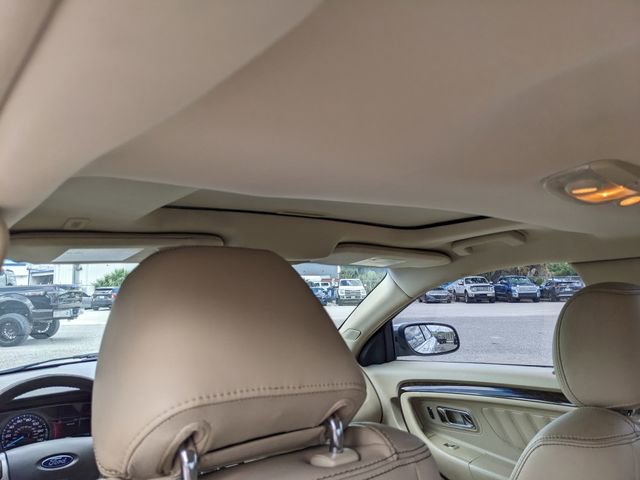 Used 2018 Ford Taurus Limited FWD image 19
