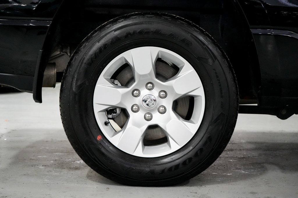 Used 2024 RAM 1500 Big Horn image 28