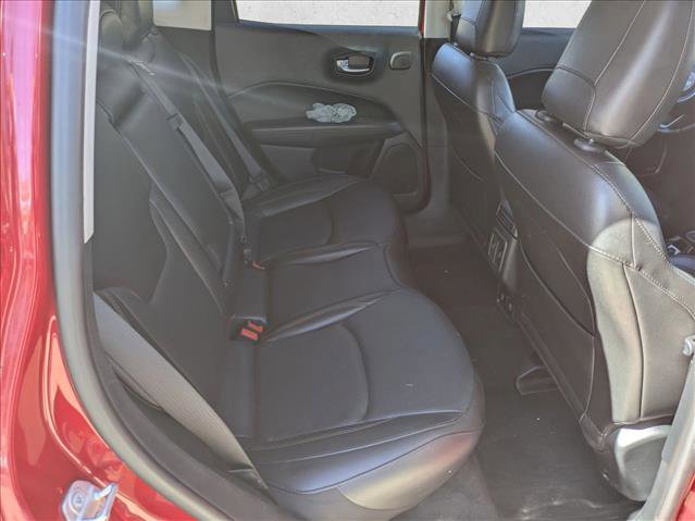 Used 2021 Jeep Compass Limited w/ Sun and Sound Group AWD/4WD image 19