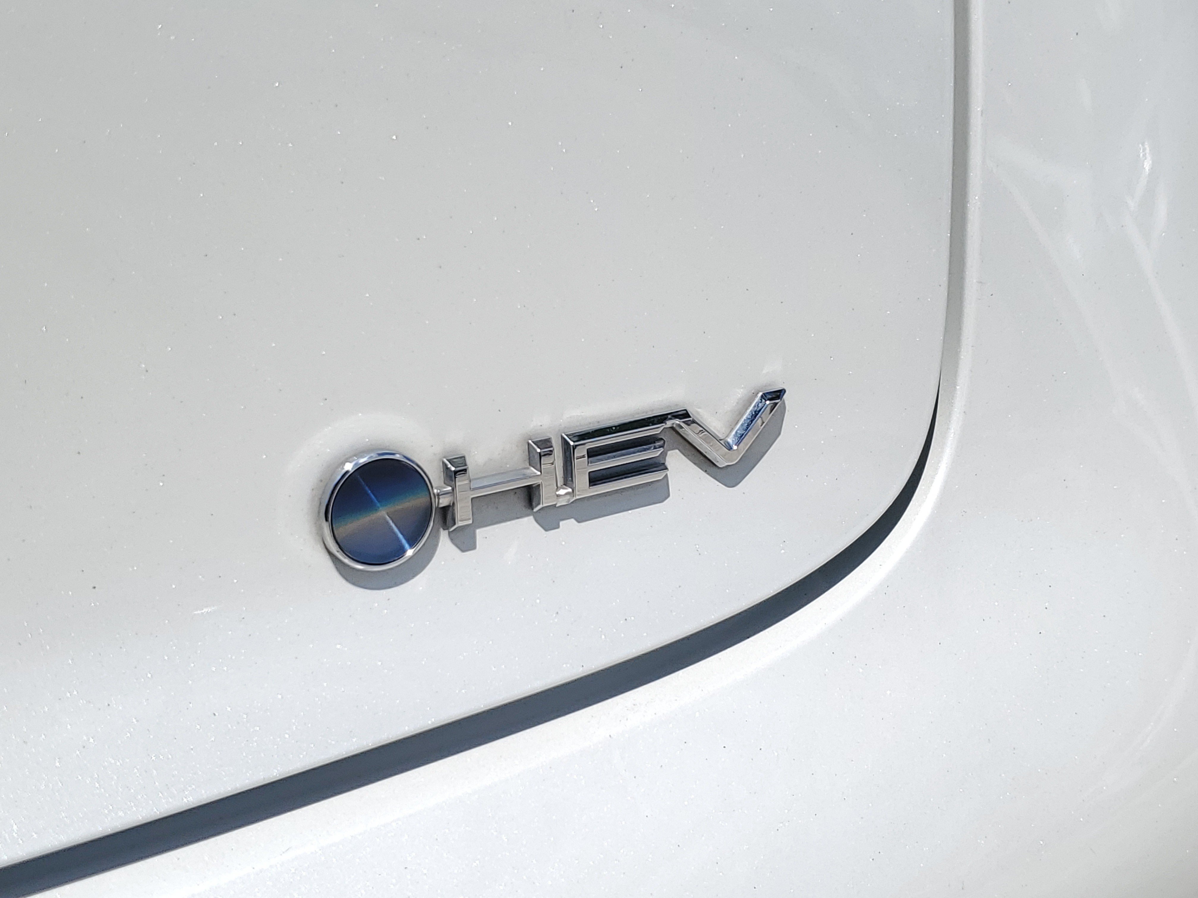 Certified 2024 Toyota Prius LE FWD image 8