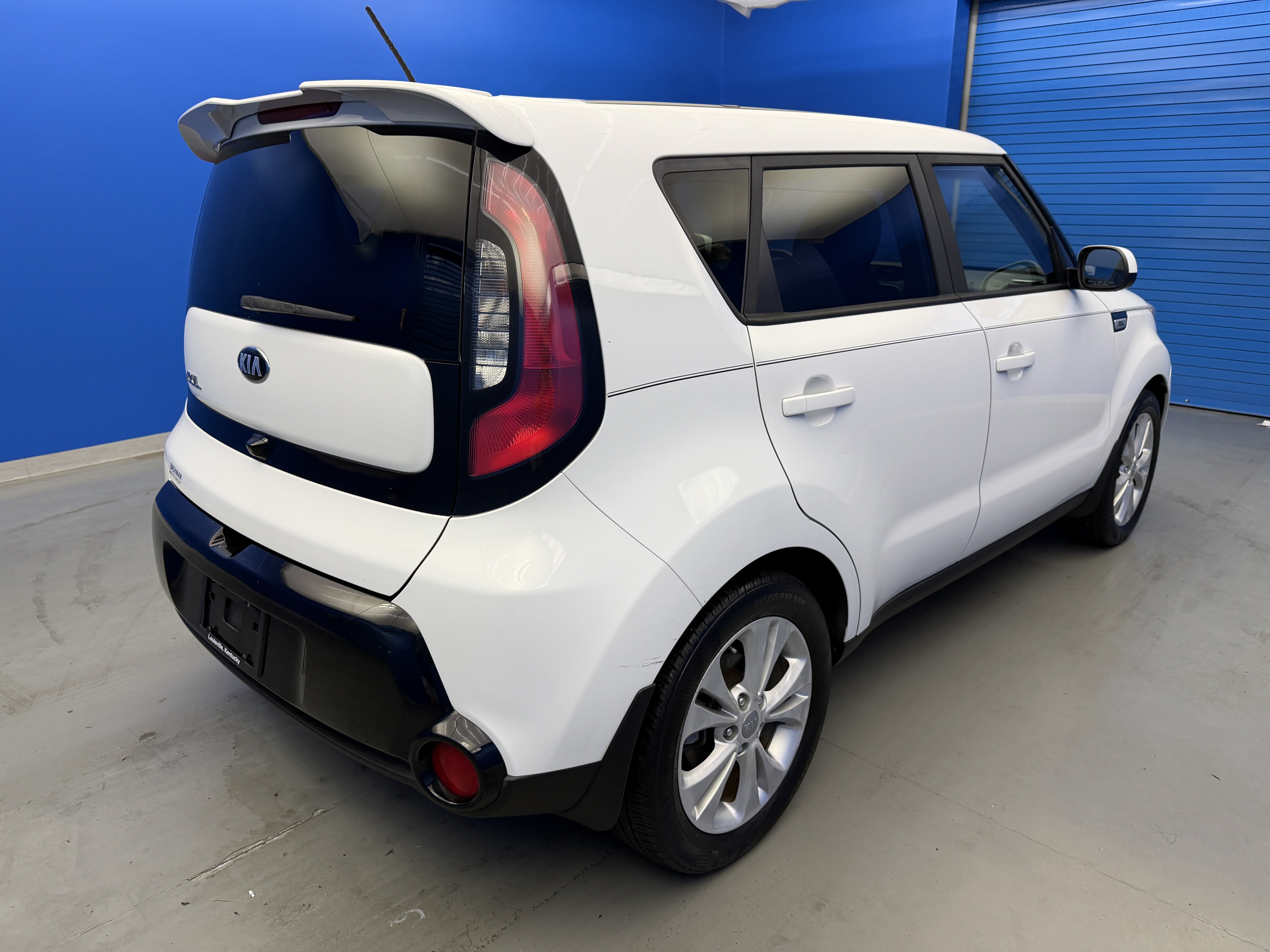 Used 2016 Kia Soul + FWD image 7