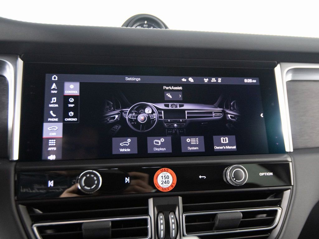 New 2026 Porsche Macan GTS image 27