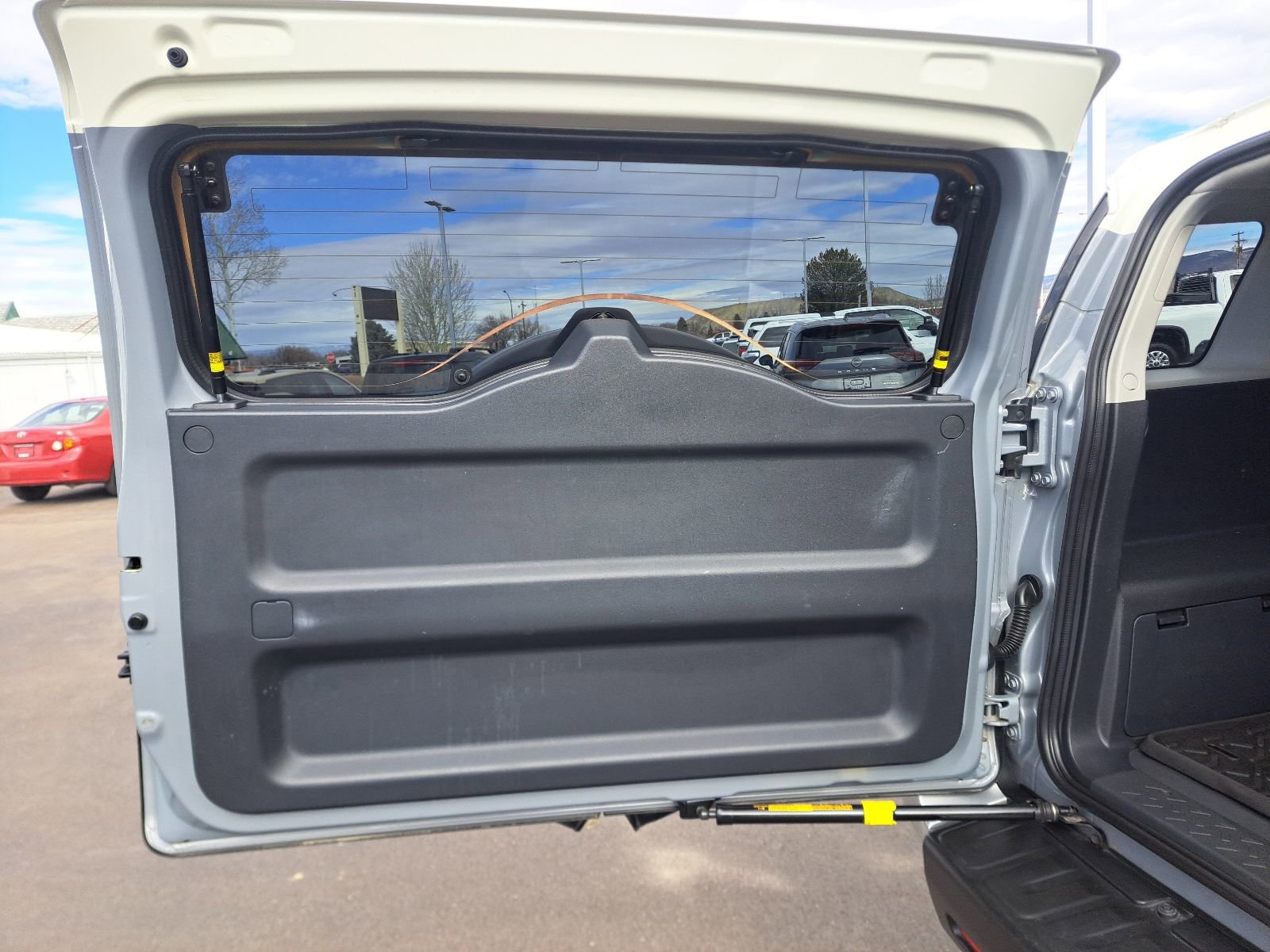 Used 2014 Toyota FJ Cruiser 4WD w/ Convenience Package image 20