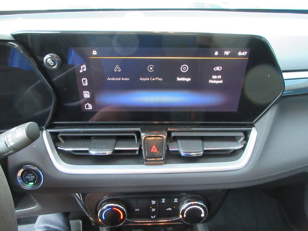 Certified 2025 Chevrolet TrailBlazer LT FWD image 31