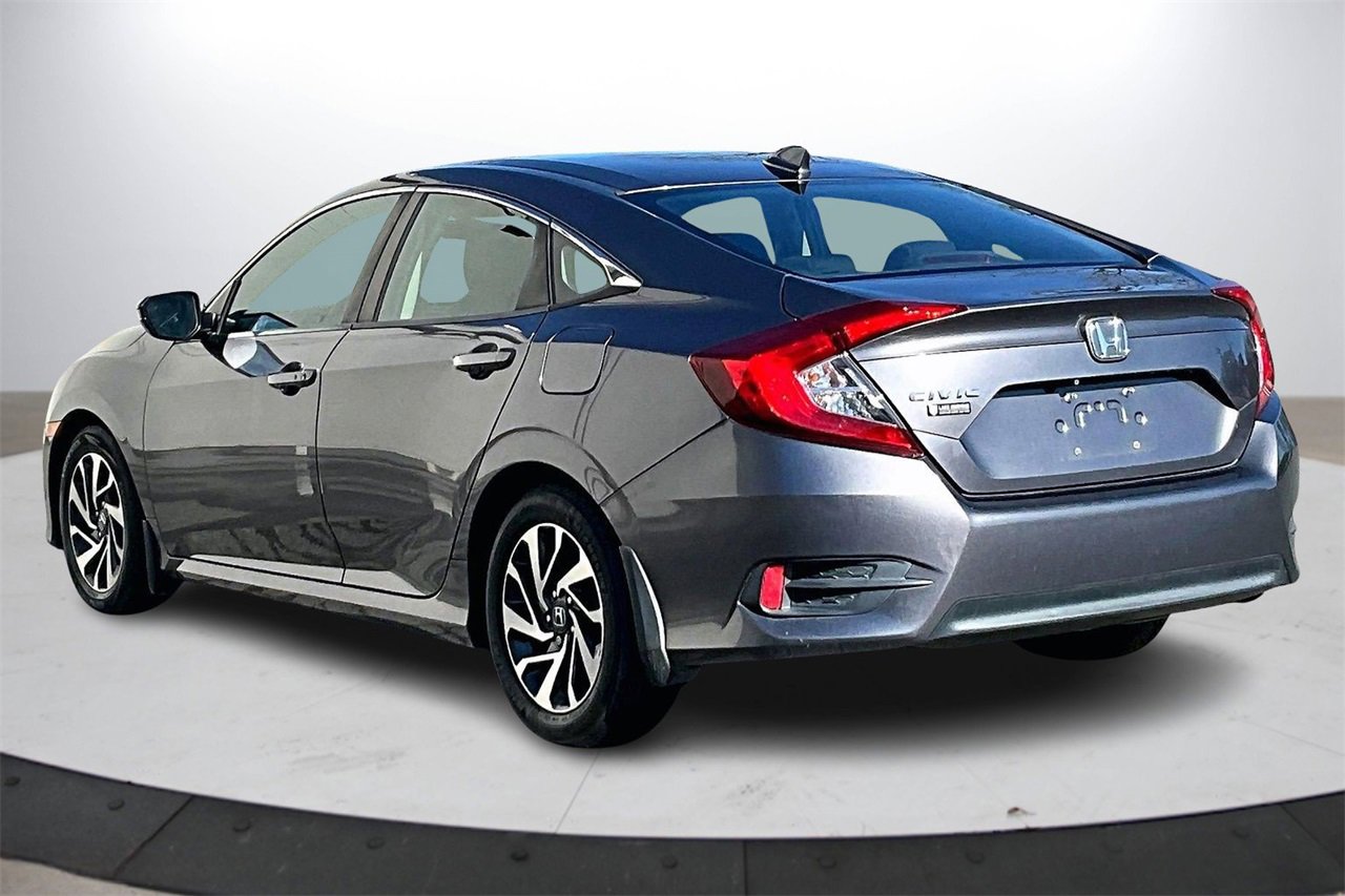 Used 2017 Honda Civic EX image 7