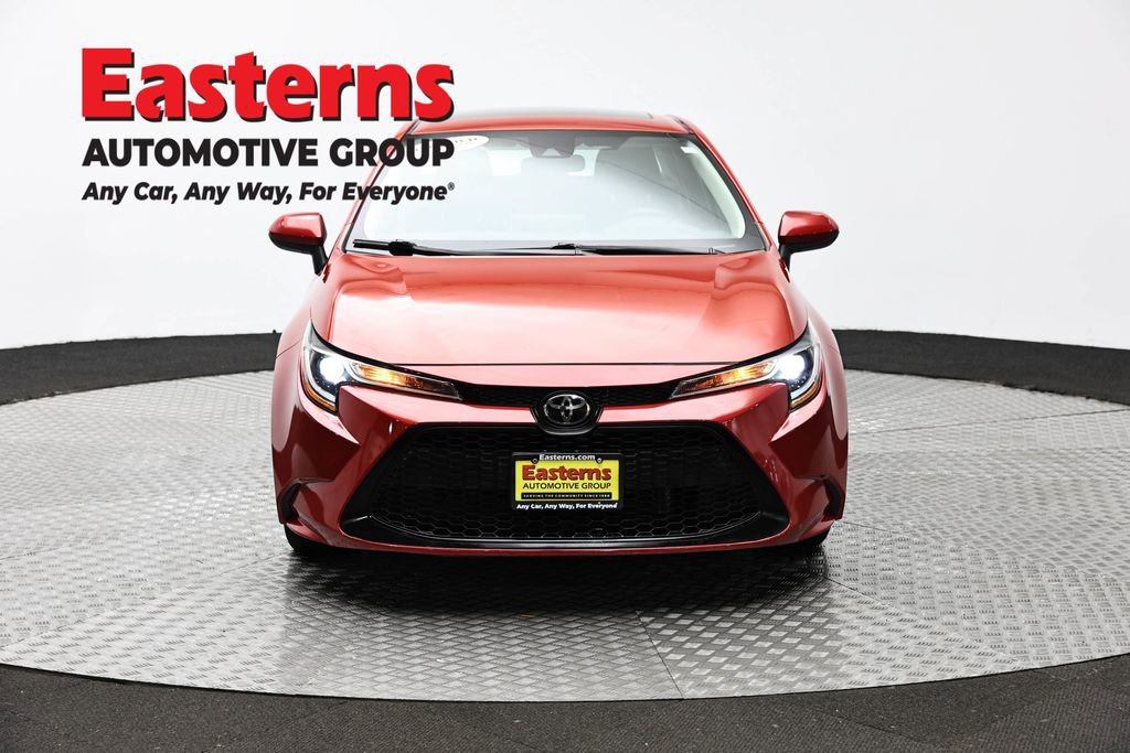 Used 2020 Toyota Corolla LE w/ LE Premium Package FWD image 2