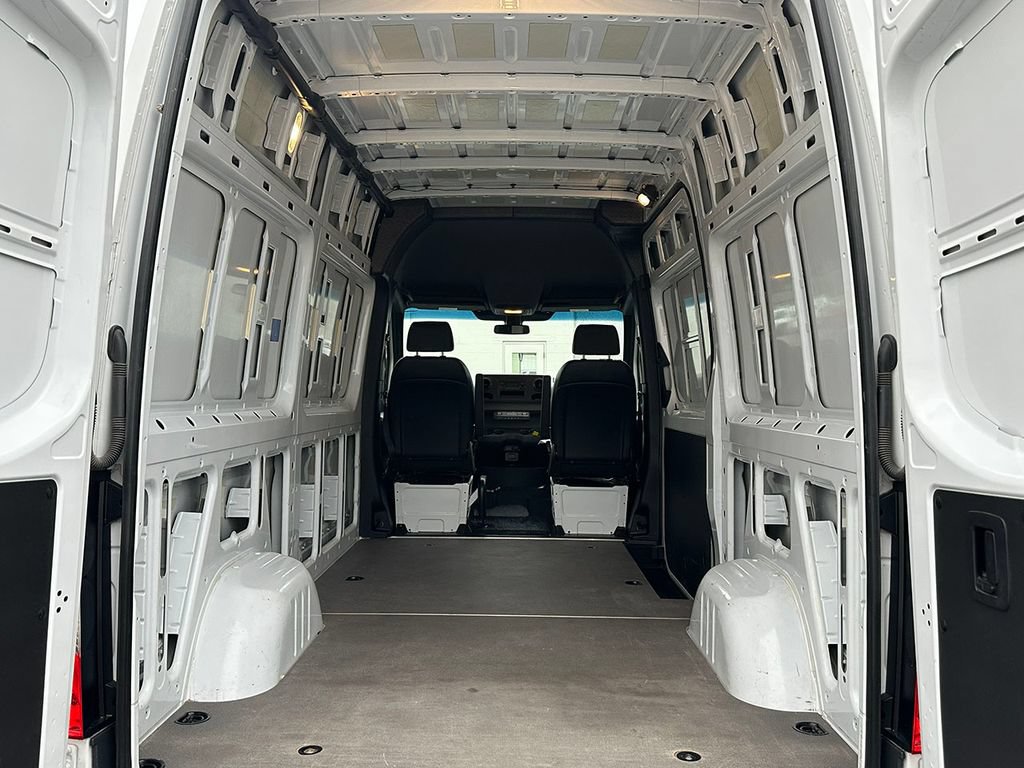 Used 2022 Mercedes-Benz Sprinter 1500 image 25