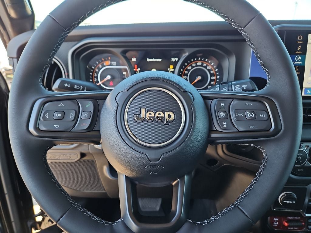 New 2026 Jeep Wrangler Unlimited Rubicon AWD/4WD image 30
