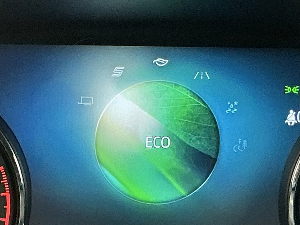 Used 2023 Ford Explorer XLT w/ Equipment Group 202A image 11