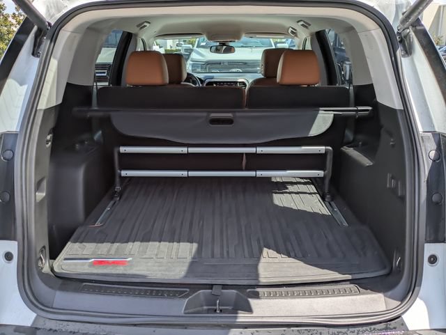 Used 2020 GMC Acadia AT4 w/ Driver Alert Package II AWD/4WD image 13