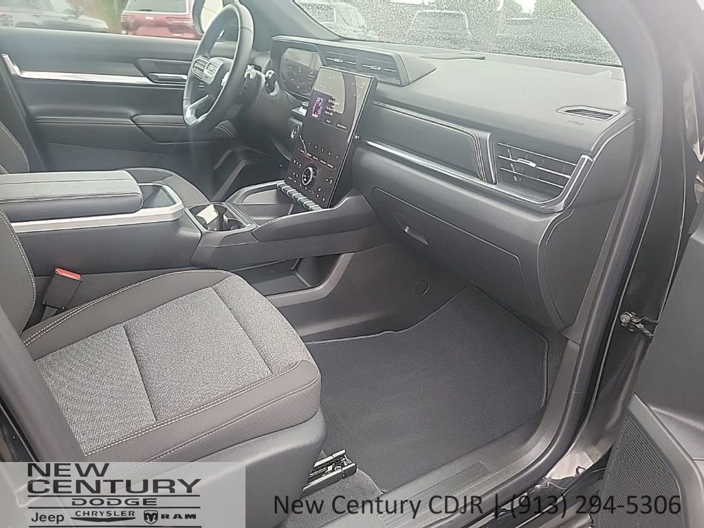 Used 2026 GMC Terrain Elevation FWD image 16
