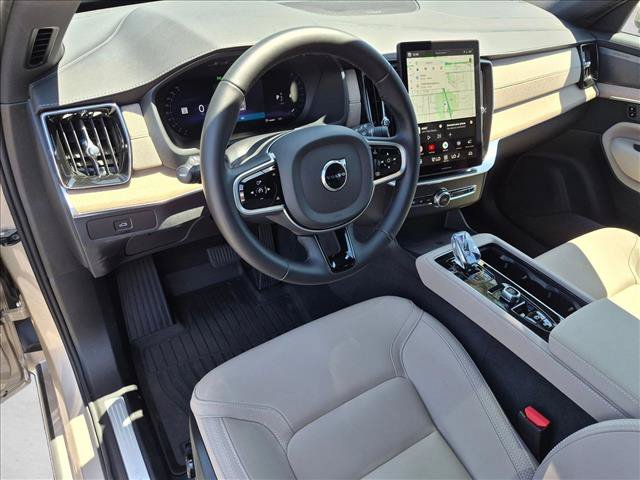 Used 2026 Volvo XC90 B5 Plus AWD/4WD image 10