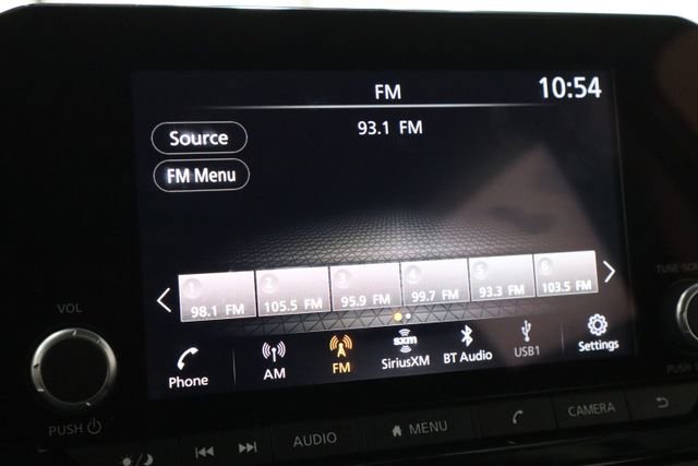Used 2024 Nissan Pathfinder SV image 25
