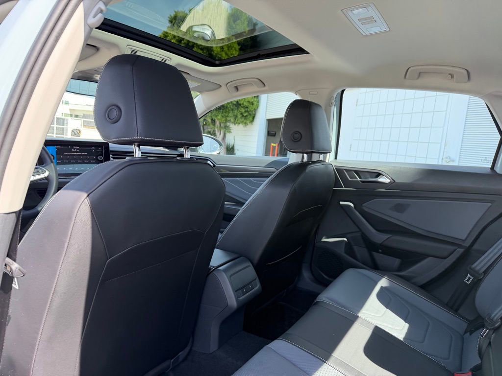 New 2026 Volkswagen Jetta SEL FWD image 16