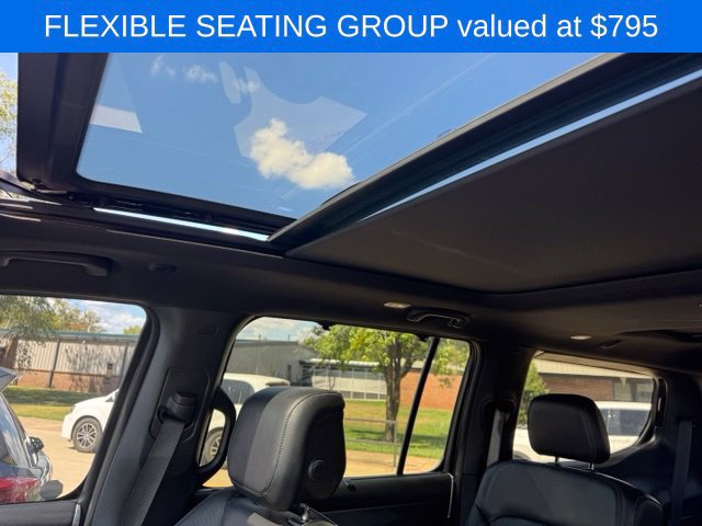 Used 2022 Jeep Wagoneer Series III AWD/4WD image 7