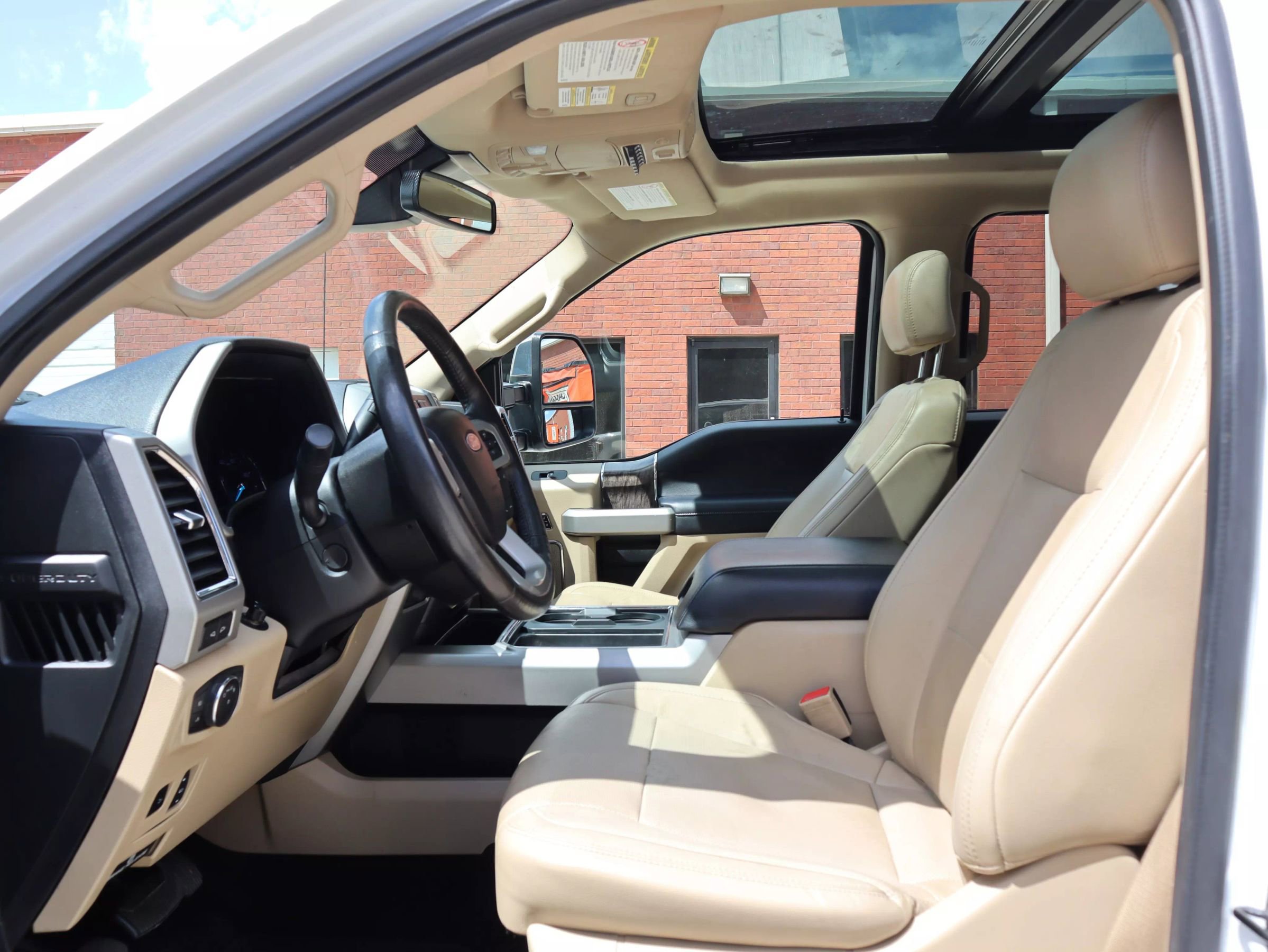 Used 2018 Ford F250 Lariat w/ Lariat Ultimate Package image 12